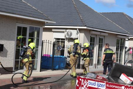 Brand op woonwagenkamp aan de Villa Gagel Waalwijk