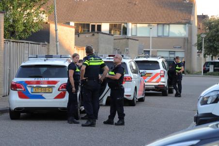 Veel politie in wijk Zanddonk Waalwijk