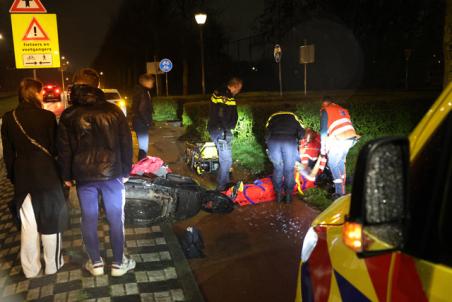 Scooterrijder gewond na harde val op Noorder Allee