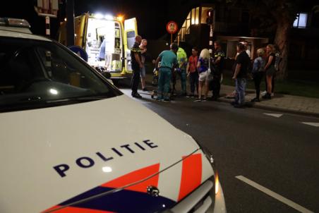 Voetganger aangereden door auto in Waalwijk, automobilist rijdt door