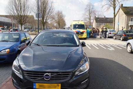 Kind gewond na aanrijding met auto in Waalwijk