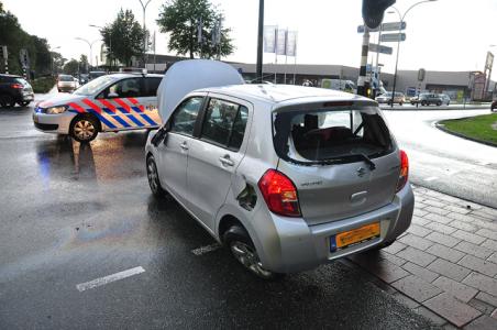 Vrouw raakt gewond na aanrijding in Waalwijk