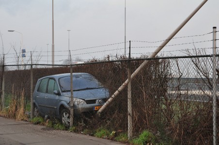 FOUTJE: Bestuurder neemt oprit te vroeg A59 (Maasroute) Waalwijk