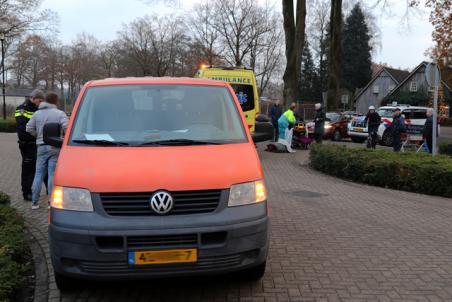 Man op fiets aangereden door automobilist aan de Meerdijk Waalwijk