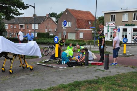 Jongen in Waalwijk gewond na botsing met scooter
