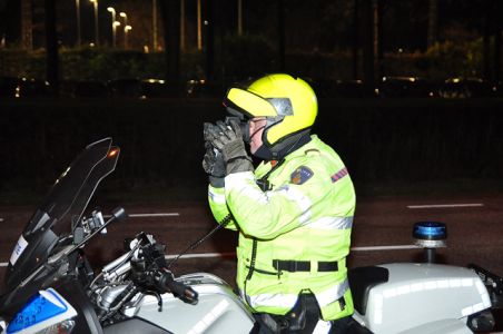 Verkeers controle aan de Ambrosiusweg Waalwijk