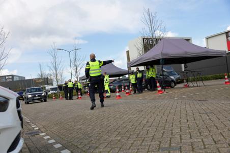 Massale verkeerscontrole bij Piet Klerkx: Politie, Douane en Belastingdienst slaan handen ineen