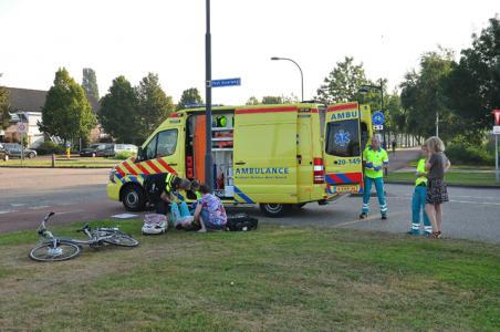 Fietsster gewond bij aanrijding op Prof. Asserweg in Waalwijk