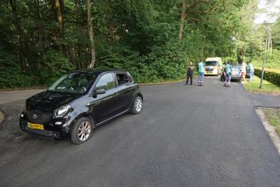 Botsing op Hoefsvenlaan in Waalwijk: twee auto's betrokken